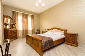 Private Apartment with a yard, Two Floors
